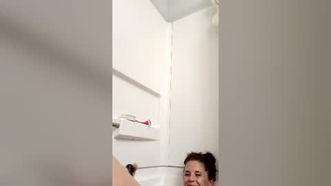 Snapshot of bdsmcutiepue chatting on June 27, 1:32 am bdsmcutiepue online show from June 27, 1:32 am