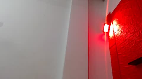 Snapshot of bdsmforever18 chatting on June 11, 2:33 am rever online show from June 11, 2:33 am
