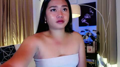 Marie  online show from March 10, 8:59 am