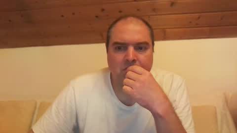 bear037 online show from September 30, 7:41 pm