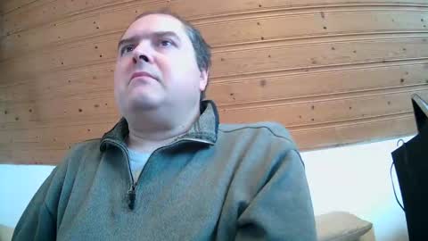 bear037 online show from November 23, 9:20 am