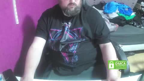 bear282667 online show from March 22, 6:33 pm