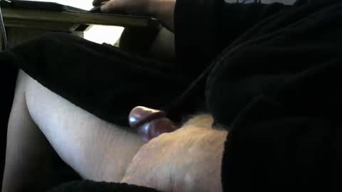 Snapshot of bear4146 chatting on March 19, 9:57 am bear4146 online show from March 19, 9:57 am