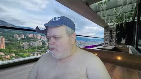 Dookie online show from March 31, 5:41 am