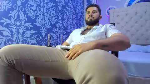 bear_mao_ online show from February 7, 11:25 am