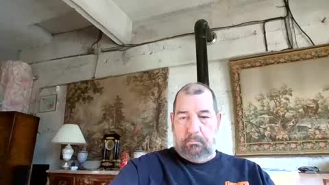 Snapshot of bearacuda555 chatting on December 15, 11:45 am Bruno online show from December 15, 11:45 am