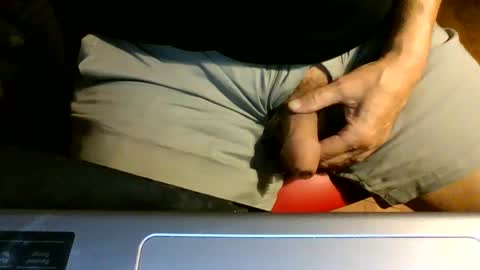 Snapshot of bearacuda555 chatting on October 6, 9:45 pm Bruno online show from October 6, 9:45 pm