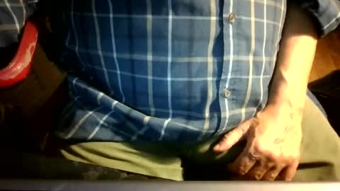 Snapshot of bearacuda555 chatting on December 20, 8:10 am Bruno online show from December 20, 8:10 am