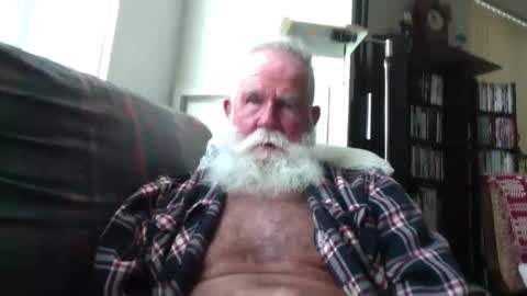 beardbushy online show from September 23, 3:59 pm