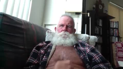 beardbushy online show from October 2, 2:35 pm