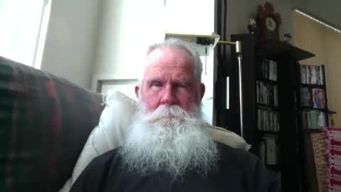 Snapshot of beardbushy chatting on March 1, 5:59 pm beardbushy online show from March 1, 5:59 pm