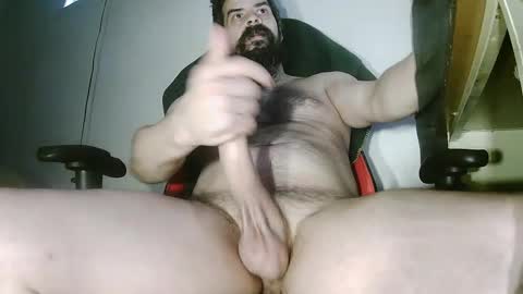 Snapshot of bearded_fellow chatting on November 13, 7:02 pm bearded_fellow online show from November 13, 7:02 pm