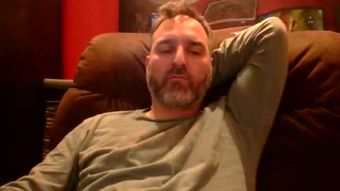 beardedambition online show from December 14, 3:56 am