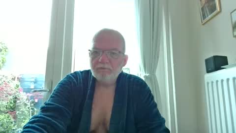 Beardman online show from May 1, 6:01 pm