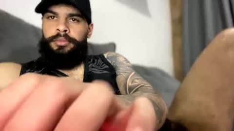 Snapshot of beardmax chatting on September 16, 6:58 am Min online show from September 16, 6:58 am