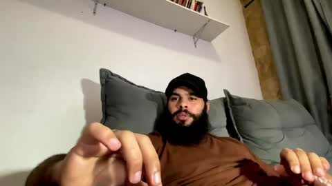 Snapshot of beardmax chatting on July 20, 6:54 pm Min online show from July 20, 6:54 pm