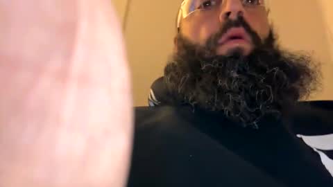 beard online show from January 23, 10:01 am