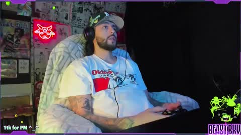 Snapshot of beastbxy chatting on February 2, 6:48 am beast bxy online show from February 2, 6:48 am