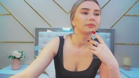 Snapshot of beatriceaddams chatting on July 29, 9:35 pm BeatriceAddams online show from July 29, 9:35 pm