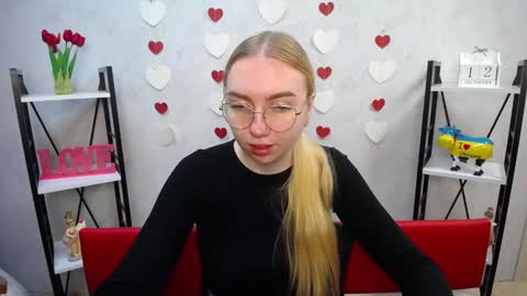 Snapshot of beatriceflyy chatting on December 12, 6:25 am BeatriceFlyy online show from December 12, 6:25 am