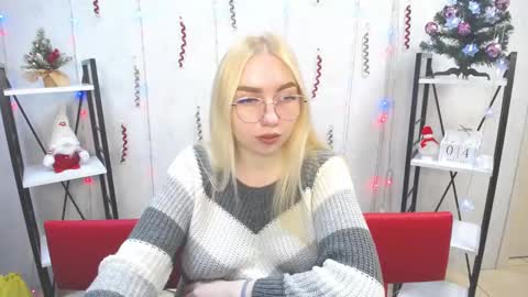 Snapshot of beatriceflyy chatting on January 4, 9:10 am BeatriceFlyy online show from January 4, 9:10 am