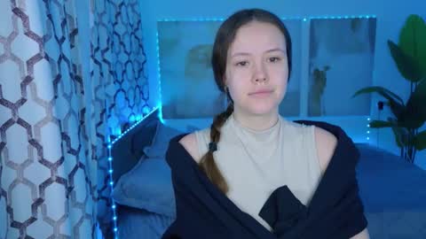 BeatriceWild online show from February 18, 6:20 am