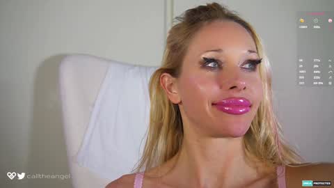 Snapshot of beatrix_rich chatting on December 27, 10:05 pm beatrix_rich online show from December 27, 10:05 pm