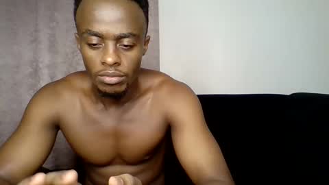 Snapshot of beautiful_and_lovely chatting on December 14, 8:20 am Chelsea and Raymond online show from December 14, 8:20 am