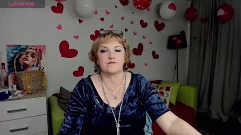 your Lana online show from February 8, 10:51 pm