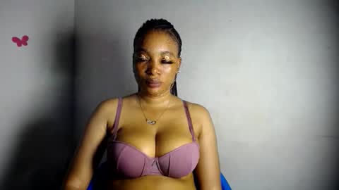 moanna online show from April 9, 7:19 pm