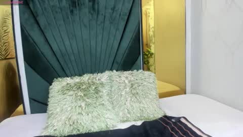   online show from March 4, 2:17 am