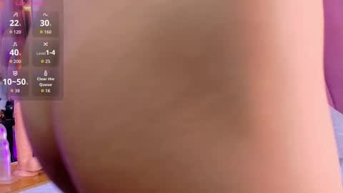 Snapshot of beautifulskinny18 chatting on September 25, 9:07 pm Shalom online show from September 25, 9:07 pm