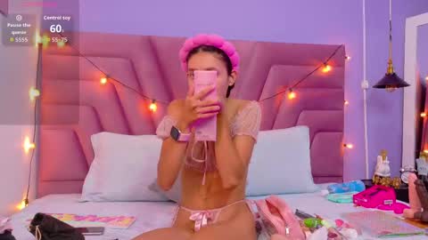 Snapshot of beautifulskinny18 chatting on September 30, 8:14 pm Shalom online show from September 30, 8:14 pm