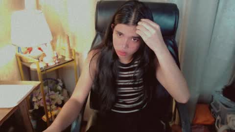 Snapshot of beautifultrixie chatting on July 16, 7:53 pm TRIXIE online show from July 16, 7:53 pm