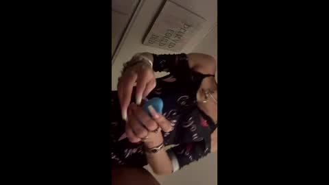 Snapshot of beauty0829 chatting on October 27, 7:34 am beauty0829 online show from October 27, 7:34 am