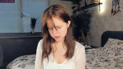 Nicole online show from February 13, 6:09 am