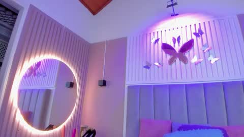 Chantall online show from January 17, 3:22 am