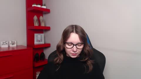 Zoe online show from February 18, 7:32 am