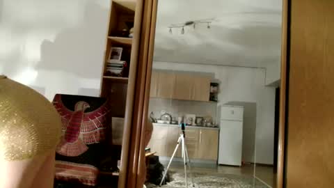 Snapshot of bebacksooon chatting on November 9, 7:45 pm Raluca online show from November 9, 7:45 pm