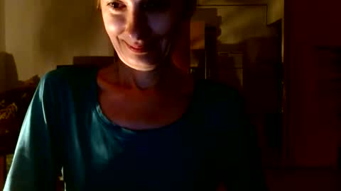 Snapshot of bebacksooon chatting on June 6, 8:57 pm Raluca online show from June 6, 8:57 pm