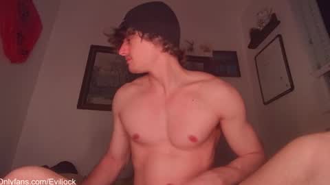 bebe  dust online show from April 19, 3:17 am