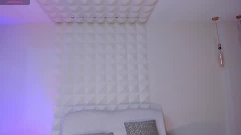 Am Becca online show from March 22, 11:35 am