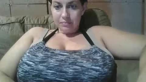 beccabee37 online show from October 21, 11:16 pm