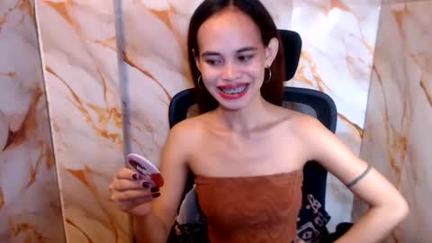becca online show from June 29, 11:49 pm