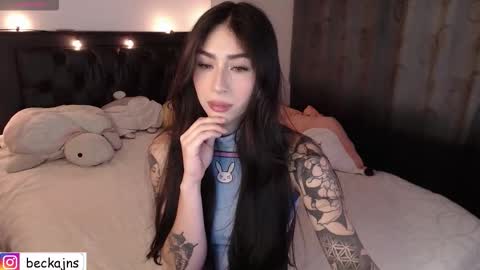 Marzhie online show from November 27, 4:03 am