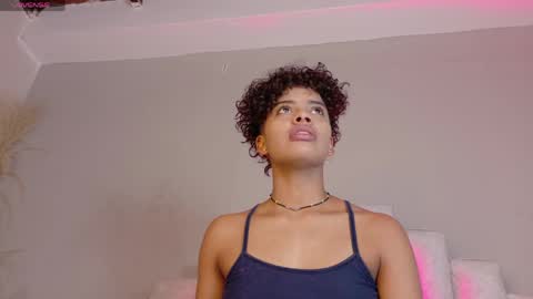 Beecckkkaaa online show from April 20, 12:52 pm