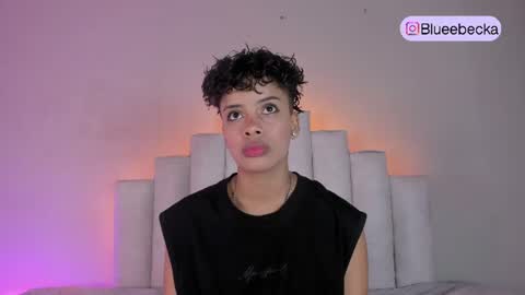 Snapshot of beckablue chatting on July 24, 10:24 am Beecckkkaaa online show from July 24, 10:24 am