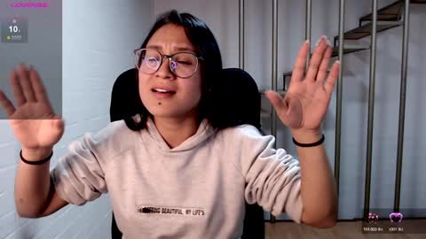 Snapshot of beckdymon chatting on January 12, 11:47 pm Daniela online show from January 12, 11:47 pm