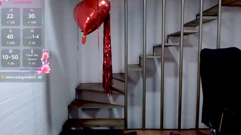 Snapshot of beckdymon chatting on February 15, 2:47 am Daniela online show from February 15, 2:47 am