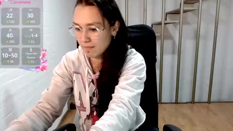 Snapshot of beckdymon chatting on March 5, 3:18 am Daniela online show from March 5, 3:18 am